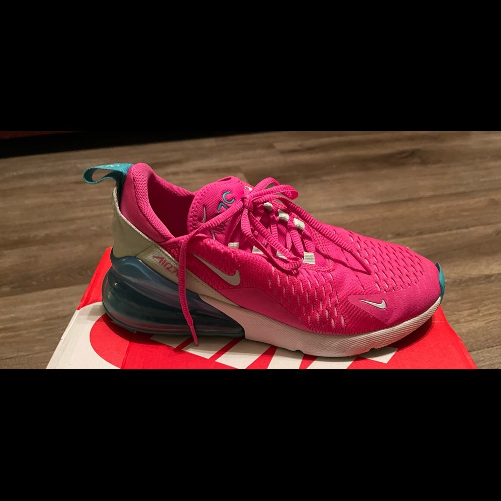 Pink and Turquoise nike 270 sneakers